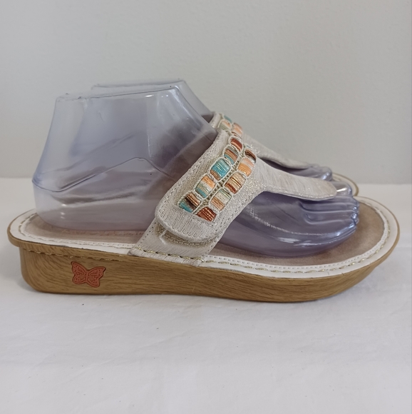 Alegria Women's Vanessa thong  Sandals silver Gold  size 37.  VAN-261 - Picture 4 of 11